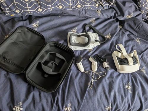Meta quest headset - vr,