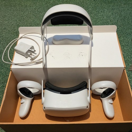 Meta oculus quest headset - meta, vr