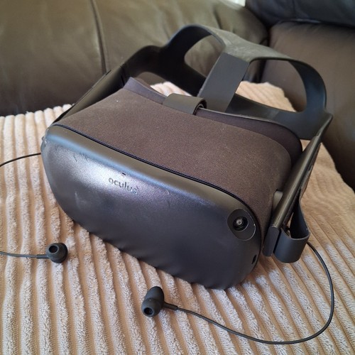 Oculus quest headset unit - vr,