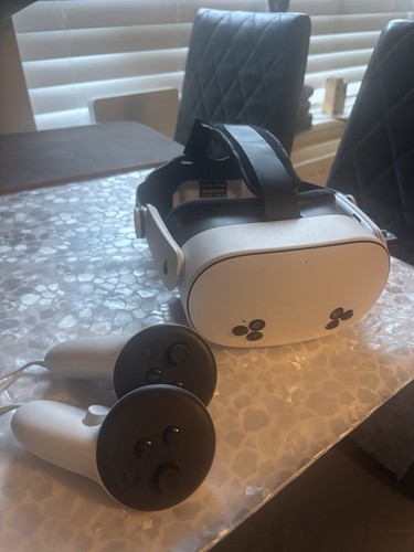 Meta quest headset - vr, white