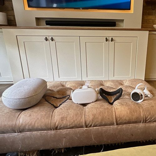 Meta quest white headset - vr,