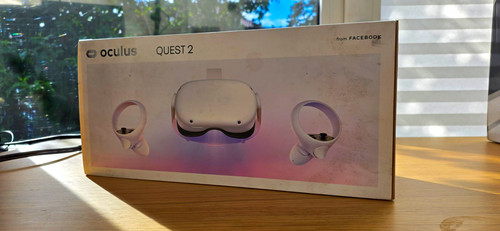 Oculus quest 64gb - 2, standalone