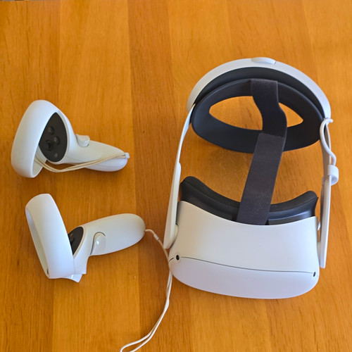 Meta quest headset - meta,
